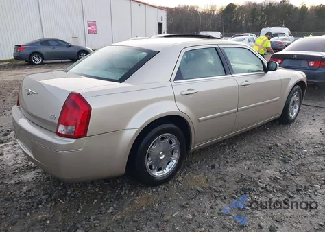 2006 Chrysler 300 Touring из США, поврежденный, VIN 2C3KA53G46H230659